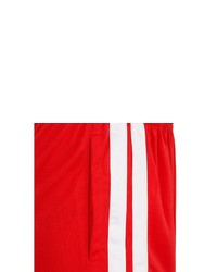 rote Sportshorts von Under Armour