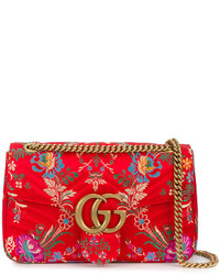 rote Taschen mit Blumenmuster von Gucci