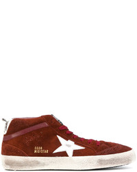 rote Turnschuhe mit Sternenmuster von Golden Goose