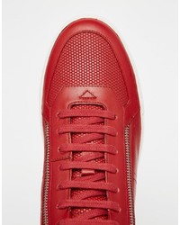 rote Turnschuhe von Hugo Boss