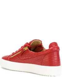 rote Turnschuhe von Giuseppe Zanotti Design