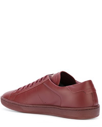 rote Turnschuhe von Saint Laurent