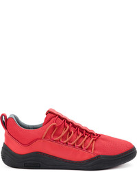 rote Turnschuhe von Lanvin