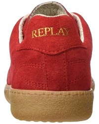 rote Turnschuhe von Replay