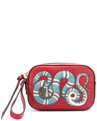 rote Umhängetasche mit Schlangenmuster von Gucci