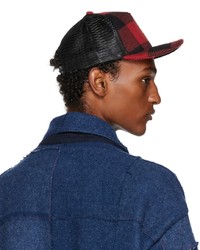 rote und schwarze Baseballkappe von Greg Lauren