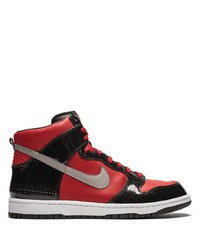 rote und schwarze hohe Sneakers aus Leder von Nike