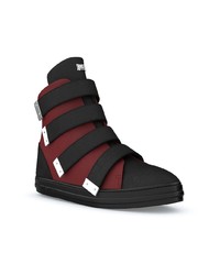 rote und schwarze hohe Sneakers von Swear