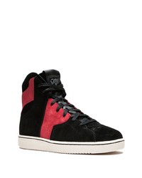 rote und schwarze hohe Sneakers von Jordan