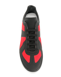 rote und schwarze niedrige Sneakers von Maison Margiela