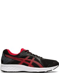 rote und schwarze Sportschuhe von Asics