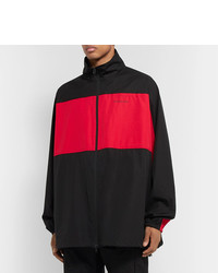 rote und schwarze Windjacke von Balenciaga