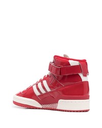 rote und weiße hohe Sneakers aus Leder von adidas