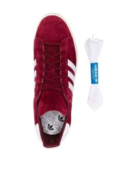 rote und weiße Wildleder niedrige Sneakers von adidas