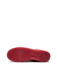 rote Wildleder niedrige Sneakers von Nike