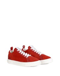 rote Wildleder niedrige Sneakers von Giuseppe Zanotti