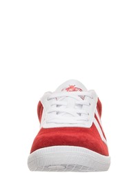 rote Wildleder niedrige Sneakers von Hummel