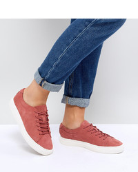 rote Wildleder niedrige Sneakers von Lacoste