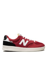 rote Wildleder niedrige Sneakers von New Balance