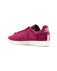 rote Wildleder niedrige Sneakers von adidas