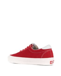 rote Wildleder niedrige Sneakers von Vans