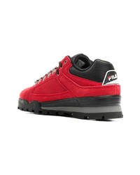 rote Wildleder niedrige Sneakers von Fila