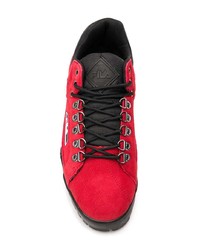 rote Wildleder niedrige Sneakers von Fila