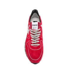 rote Wildleder Sportschuhe von Golden Goose