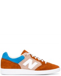 rote Wildleder Turnschuhe von New Balance