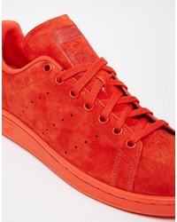 rote Wildleder Turnschuhe von adidas