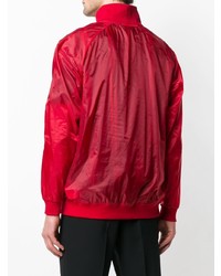 rote Windjacke von 424