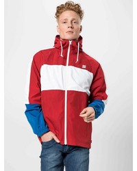 rote Windjacke von Levi's