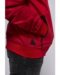 rote Windjacke von Mazine