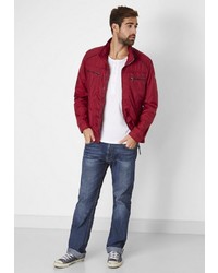 rote Windjacke von REDPOINT