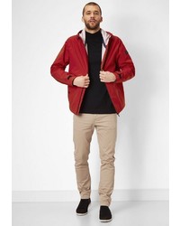 rote Windjacke von S4 JACKETS