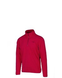 roter Fleece-Pullover mit einem Reißverschluss am Kragen von The North Face