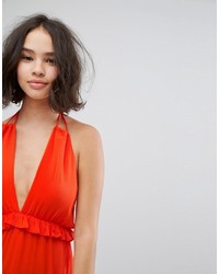 roter kurzer Jumpsuit mit Rüschen von Pull&Bear