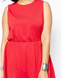 roter kurzer Jumpsuit von Asos