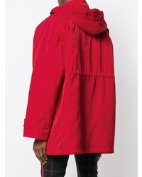 roter Parka mit einem Schwalbenschwanz von Martine Rose