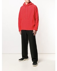 roter Pullover mit einem Kapuze von Facetasm