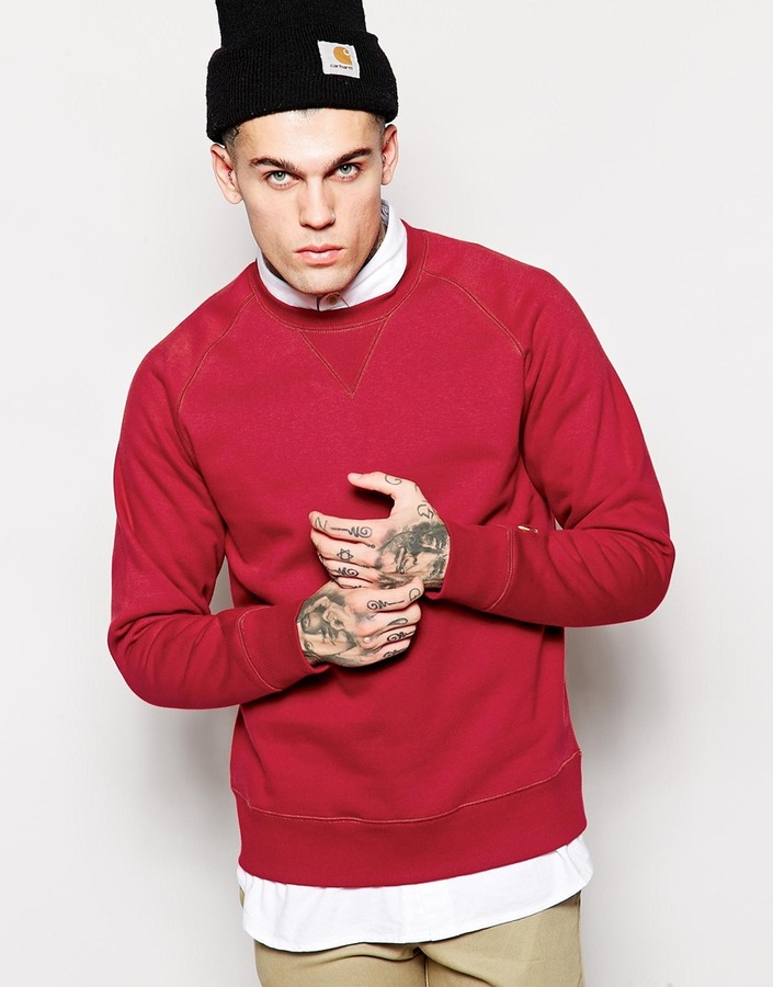 red carhartt sweatshirt