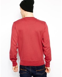 roter Pullover mit einem Rundhalsausschnitt von Lyle & Scott