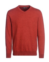 roter Pullover mit einem V-Ausschnitt von Bexleys man