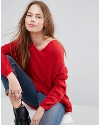 roter Pullover mit einem V-Ausschnitt von Asos