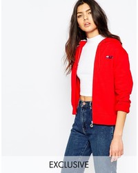 roter Pullover mit einer Kapuze von Fila