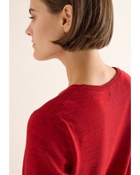 roter Pullover von Cecil