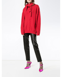 roter Pullover von Balenciaga