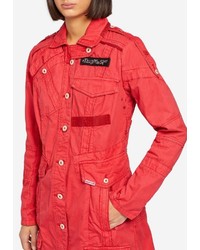 roter Trenchcoat von khujo