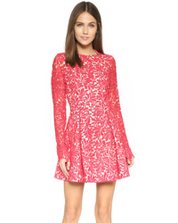rotes ausgestelltes Kleid aus Spitze von Style Stalker