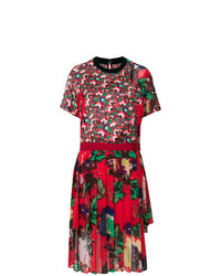 rotes ausgestelltes Kleid mit Blumenmuster von Sacai